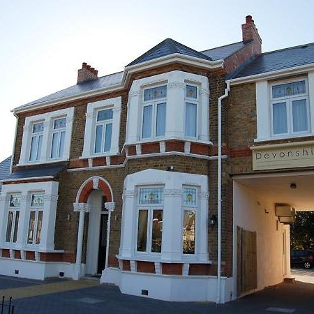 Devonshire Hotel Hornchurch Exteriör bild